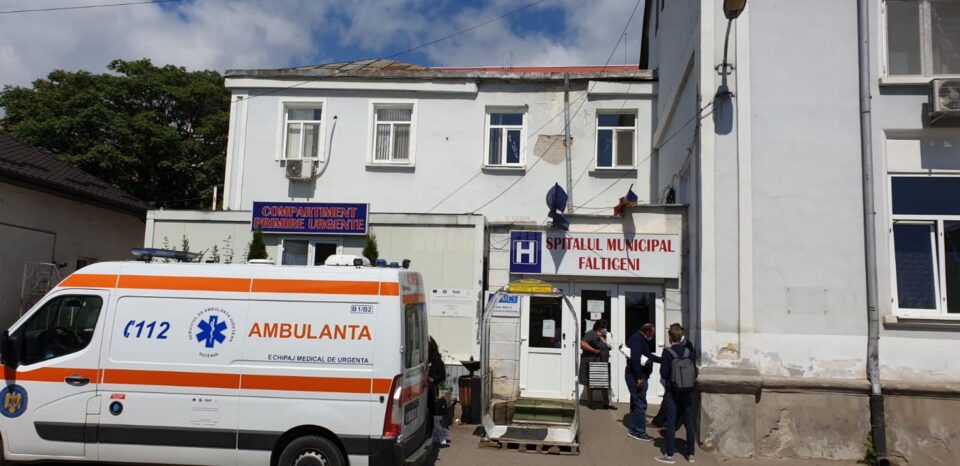 În 6 ianuarie, la centrul de la Spitalul Fălticeni nu a fost vaccinat anti-Covid nici un cadru medical În 6 ianuarie, la centrul de la Spitalul Fălticeni nu a fost vaccinat anti-Covid nici un cadru medical