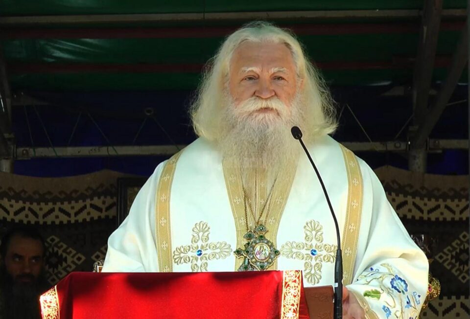 ÎPS Calinic, Arhiepiscopul Sucevei și Rădăuților Sursa Arhiepiscopia Sucevei ÎPS Calinic, Arhiepiscopul Sucevei și Rădăuților Sursa Arhiepiscopia Sucevei