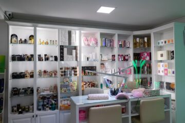 Promoții între 30% și 70% la mai multe servicii de înfrumusețare, la Salonul Queen Elisabeta