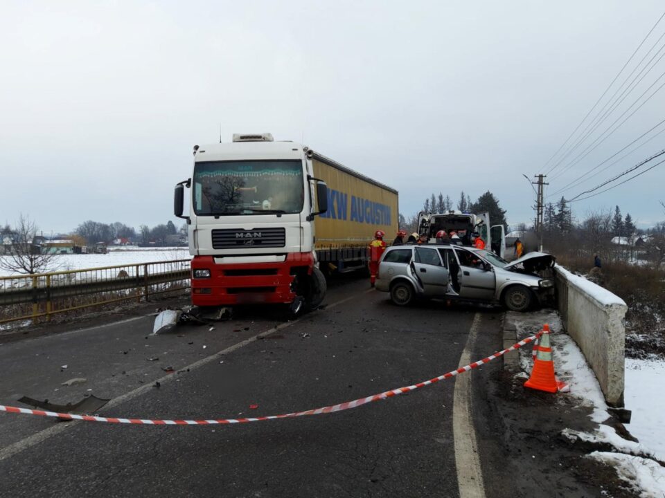 Impactul a avut loc pe un pod în curbă