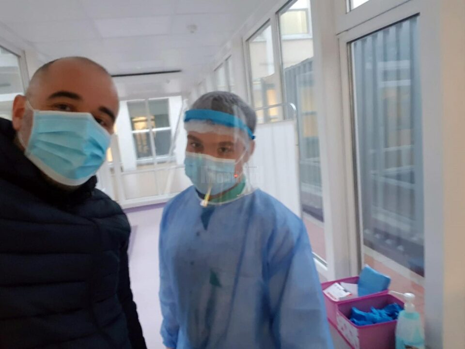 Voluntarii Institutului Bucovina, implicați activ în campania de vaccinare de la Spitalul Județean de Urgență Suceava