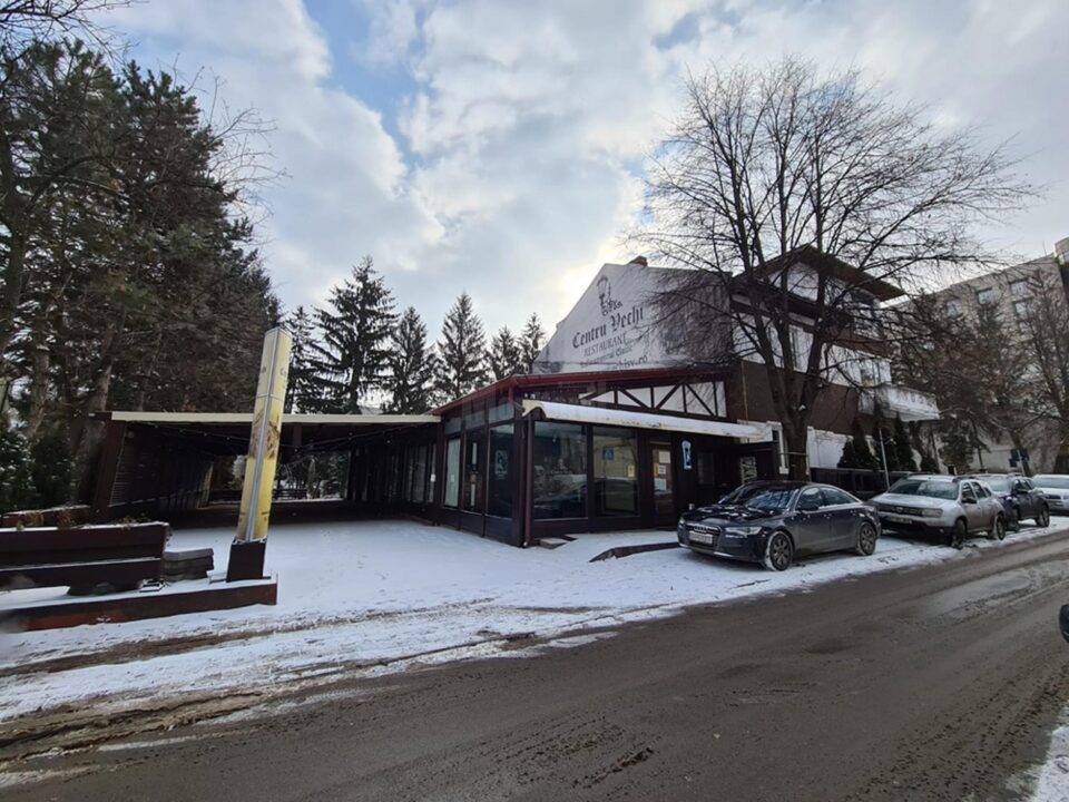 Clădirea unde a funcționat restaurantul ”Centru Vechi” se vinde