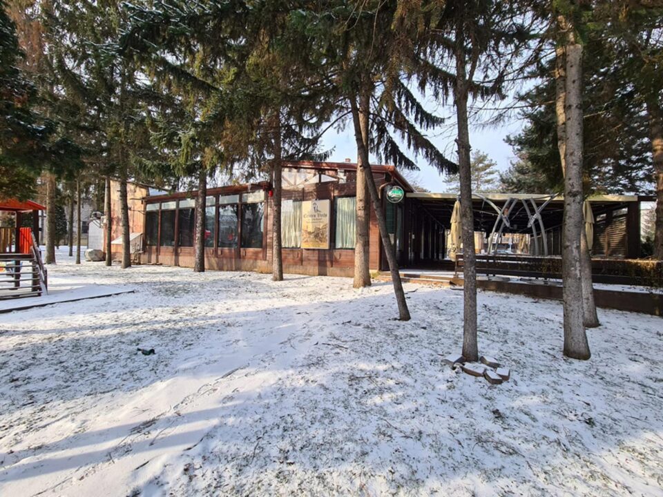 Clădirea unde a funcționat restaurantul ”Centru Vechi” se vinde