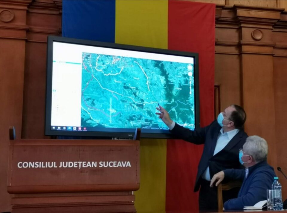 Varianta optimă a traseului autostrăzii A7 prin Suceava, stabilită vineri, la CJ