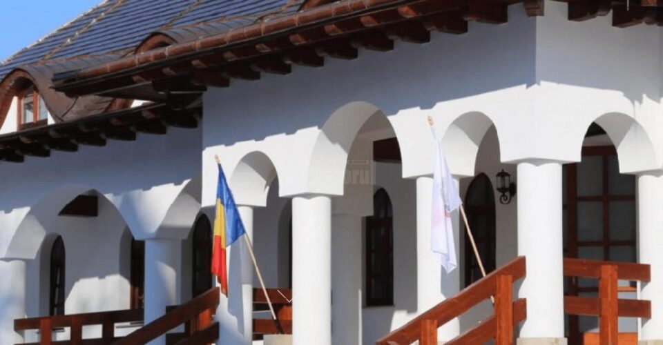 Arhiepiscopia Sucevei vrea să atragă fonduri pentru construirea unei policlinici și a unui spital care să poarte numele „Anastasie Crimca” Arhiepiscopia Sucevei vrea să atragă fonduri pentru construirea unei policlinici și a unui spital care să poarte numele „Anastasie Crimca”