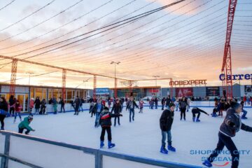Branșare ilegală la curent electric la patinoarul de pe Calea Unirii