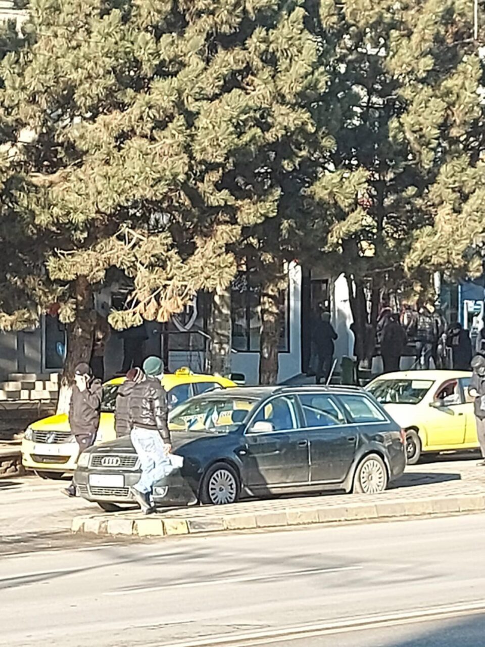 Autogara piraților de la Orizont Burdujeni