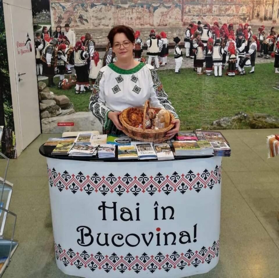 Meșterul popular Elena Torac din Brodina, de patru decenii în slujba tradiției autentice