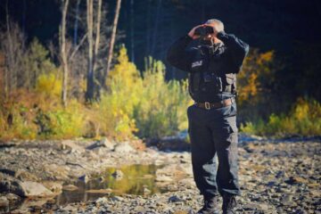 Cei doi suspecti au fost detectati cu ajutorul camerelor de termoviziune
