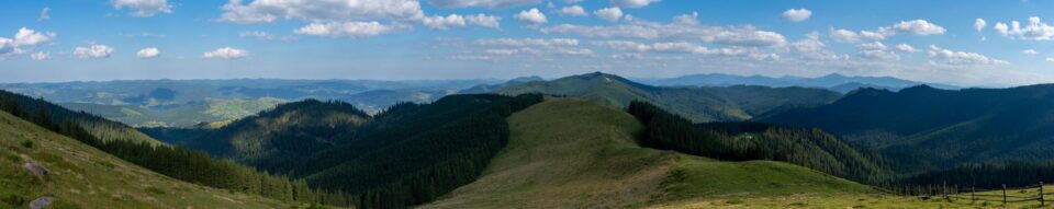 Încă 22 de kilometri de mers pe jos, de la Vatra Moldoviței la Sadova