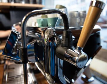 Trei băieți și un espresso