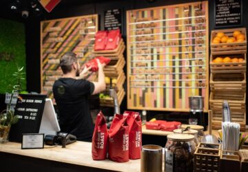 Trei băieți și un espresso