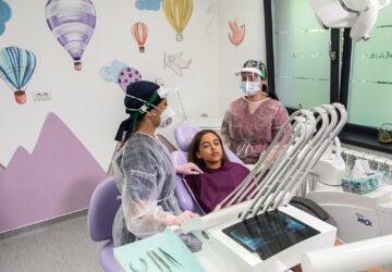 Mi-am pus dentistul pe scaun, în locul meu, și l-am chinuit cu 100 de întrebări