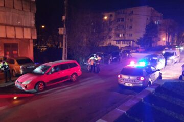 Mașini avariate de suceveanul băut și fără permis