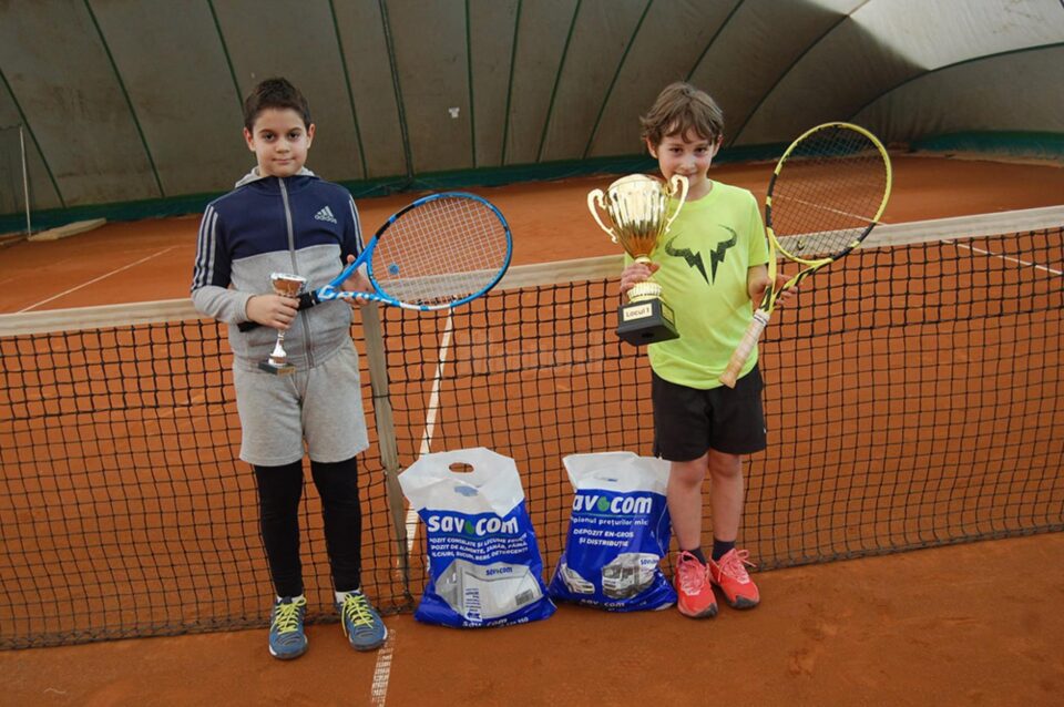 Finaliștii categoriei baieti 10 ani, Iustin George Andrei și David Dumitru