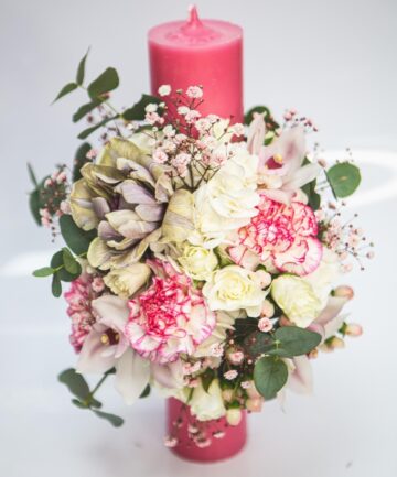 Aranjamente unice, „flori pentru suflet”, ofertă bogată pentru 8 Martie, toate la Queen Concept Flowers
