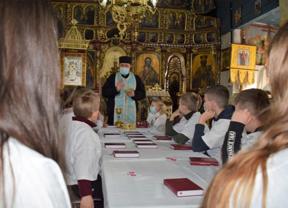 Școala de duminică – liturghia copiilor