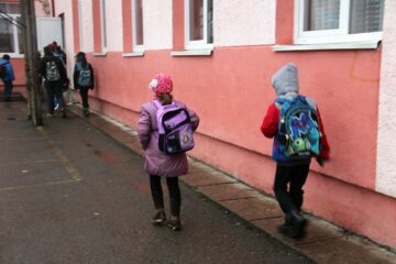 Patru profesori suceveni și un elev, confirmați cu noul coronavirus