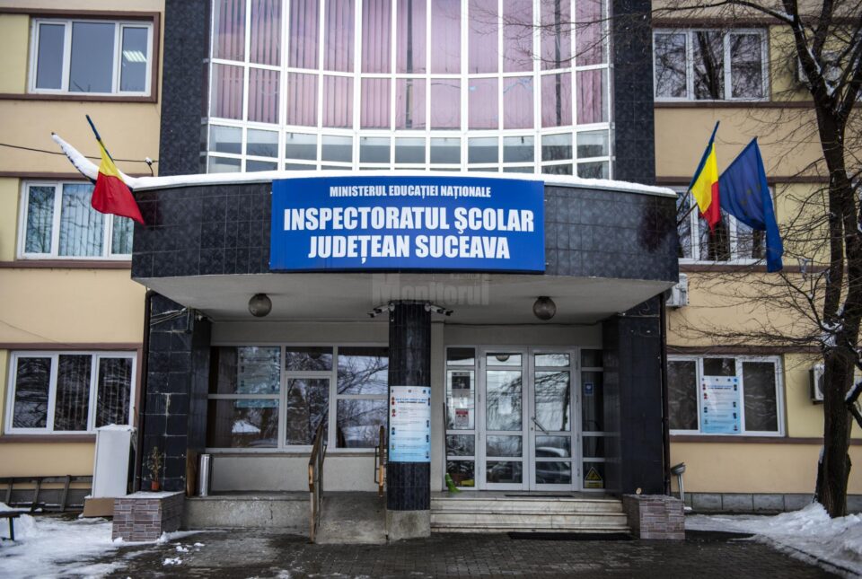 Trei elevi și trei angajați din învățământul sucevean, infectați cu SARS-CoV-2