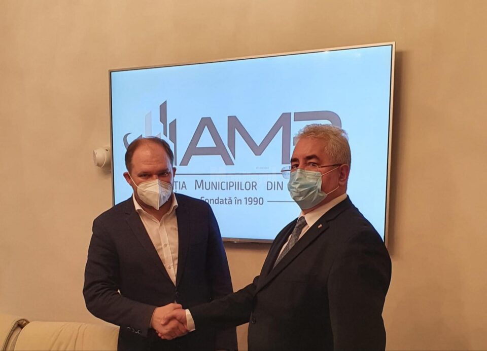 Primarul Sucevei, Ion Lungu, cu primarul Chișinăului, Ion Ceban