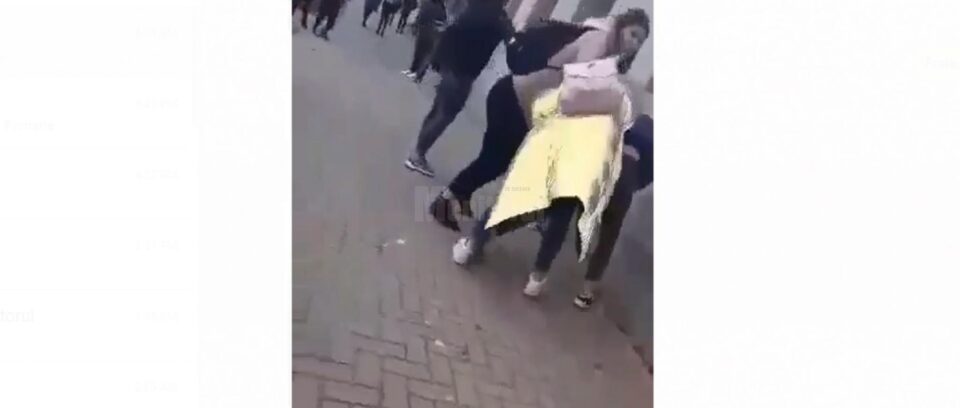 Conflictul violent dintre elevele de la Liceul Tehnologic „Tomșa Vodă” Solca s-a lăsat cu o amendă Conflictul violent dintre elevele de la Liceul Tehnologic „Tomșa Vodă” Solca s-a lăsat cu o amendă