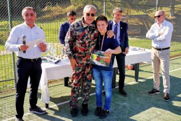 Participanții la BGH Open au onoarea de a fi premiați de marele Ilie Năstase