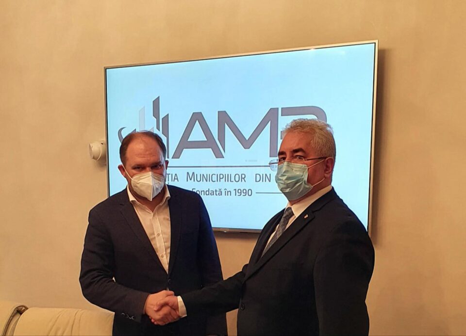Primarul Sucevei, Ion Lungu, cu primarul Chișinăului, Ion Ceban