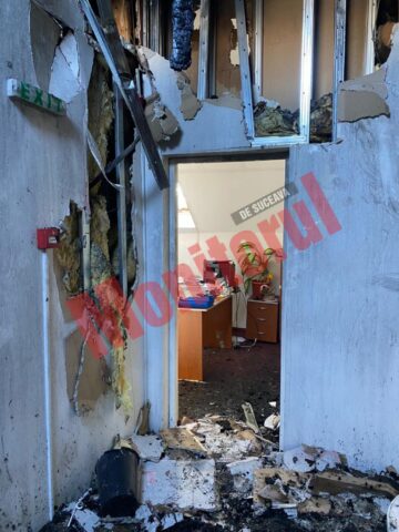 Imagini apocaliptice din interiorul Prefecturii Suceava după incendiul de sâmbătă
