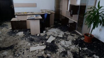 Imagini cu dezastrul din interiorul Palatului Administrativ