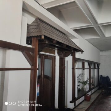 Imagini cu dezastrul din interiorul Palatului Administrativ
