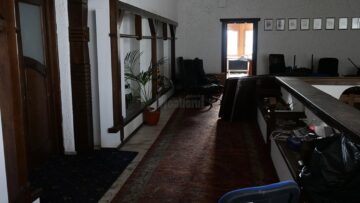 Imagini cu dezastrul din Palatul Administrativ Suceava. Întrebare cheie în anchetă: De ce nu au pornit senzorii de incendiu?