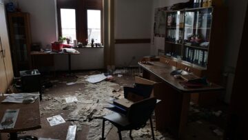 Imagini cu dezastrul din Palatul Administrativ Suceava. Întrebare cheie în anchetă: De ce nu au pornit senzorii de incendiu?