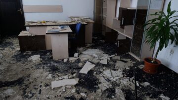 Imagini cu dezastrul din Palatul Administrativ Suceava. Întrebare cheie în anchetă: De ce nu au pornit senzorii de incendiu?