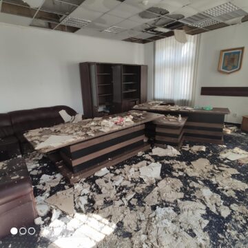 Imagini cu dezastrul din Palatul Administrativ Suceava. Întrebare cheie în anchetă: De ce nu au pornit senzorii de incendiu?
