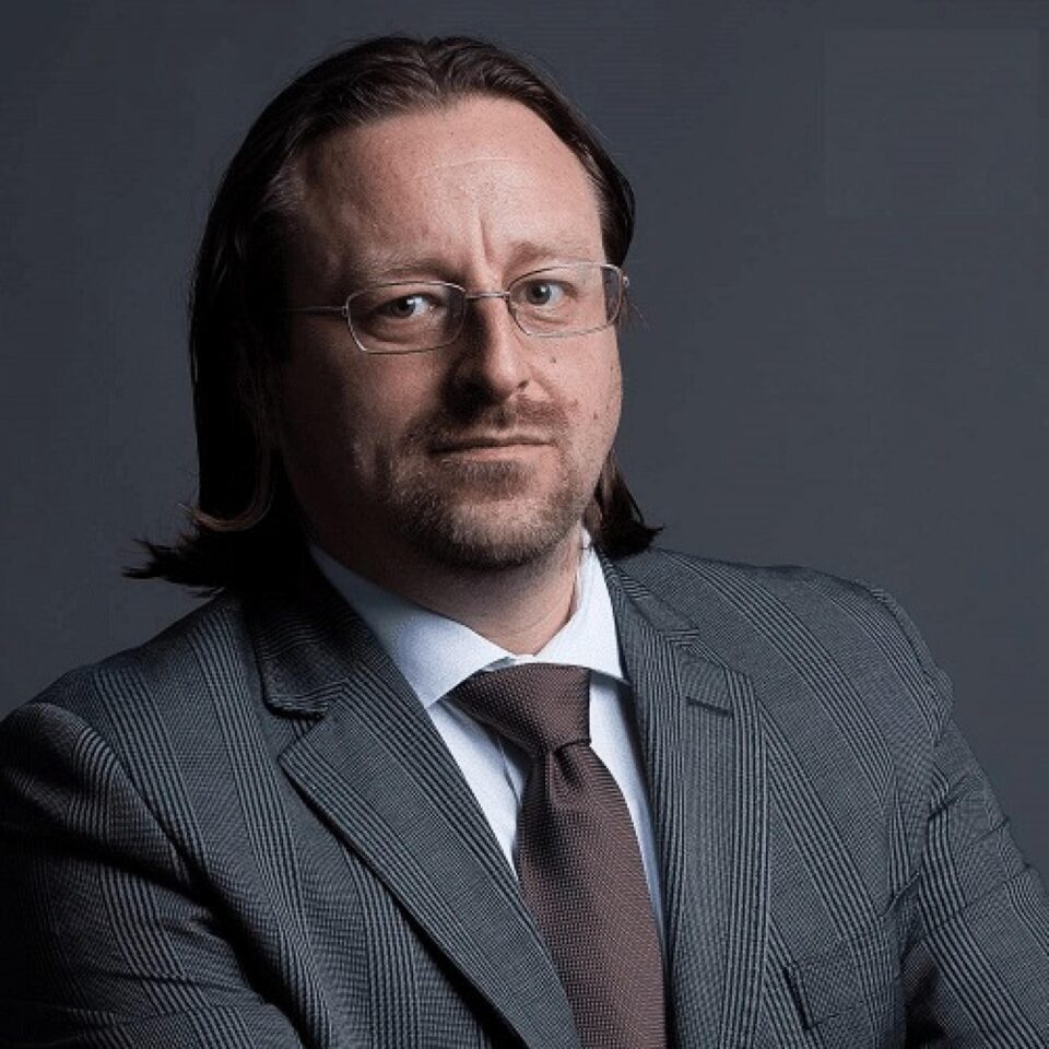 Noul manager al Spitalului Rădăuți este economistul Romeo Negruț