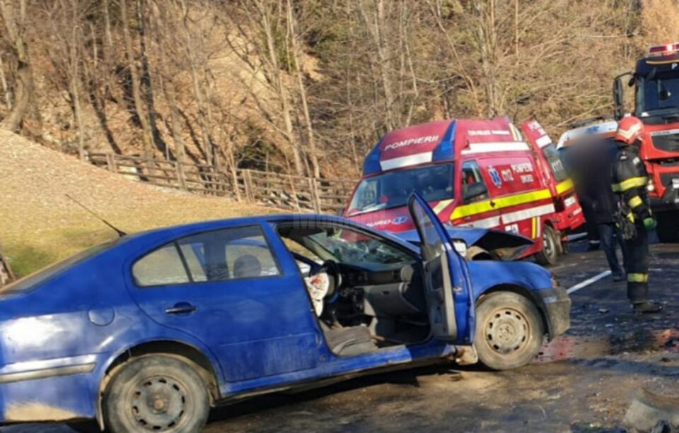 Autoturismul Skoda care a pătruns pe contrasens