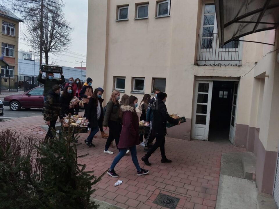 Proiectul „Dăruiește o pâine!”, lansat de ATOS