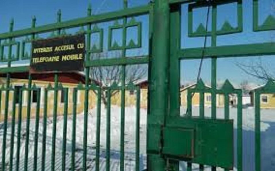 Un minor care a comis104 furturi la Șcheia, săltat în baza unei condamnări definitive Foto adevarul.ro