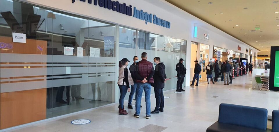 Trei persoane anchetate de DNA în dosarul șpăgilor de la Permise revin ca examinatori Trei persoane anchetate de DNA în dosarul șpăgilor de la Permise revin ca examinatori