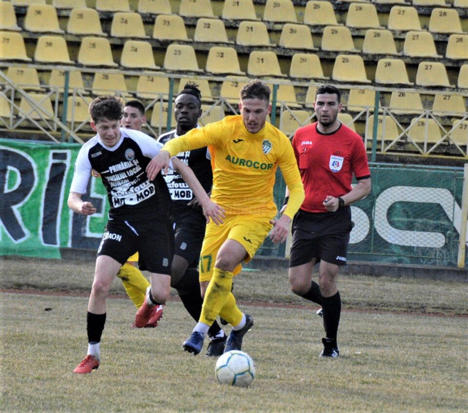 Sporting Juniorul Vaslui și Șomuz Fălticeni au remizat în primul meci oficial din 2021. Foto Cristi Lapa Sporting Juniorul Vaslui și Șomuz Fălticeni au remizat în primul meci oficial din 2021. Foto Cristi Lapa
