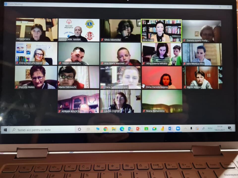 15 profesori de la școlile din Păltinoasa și Pârteștii de Sus au participat la seminarul „Lions Quest – Abilități pentru adolescență”