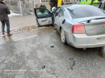 Accident provocat de un șofer băut și cu permis de conducere din Ucraina, suspectat că ar fi fals