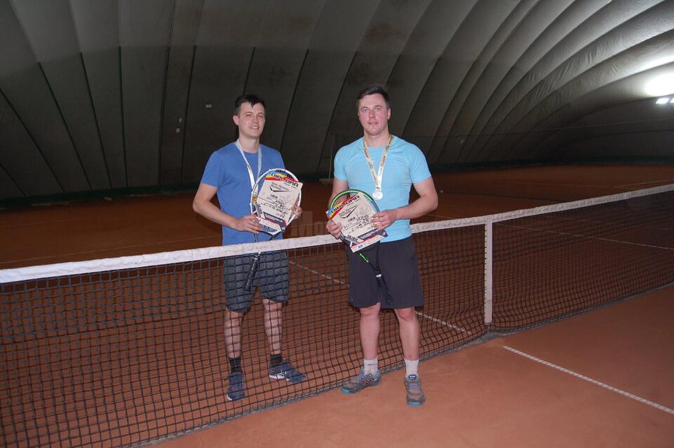 Sucevenii Andrei Iovu și Alexandru Straton sunt finaliștii concursului de Nivelul 6 Sucevenii Andrei Iovu și Alexandru Straton sunt finaliștii concursului de Nivelul 6