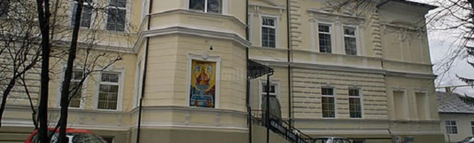 Bărbatul a ajuns la Spitalul de Psihiatrie din Câmpulung Moldovenesc Foto spcm.ro Bărbatul a ajuns la Spitalul de Psihiatrie din Câmpulung Moldovenesc Foto spcm.ro