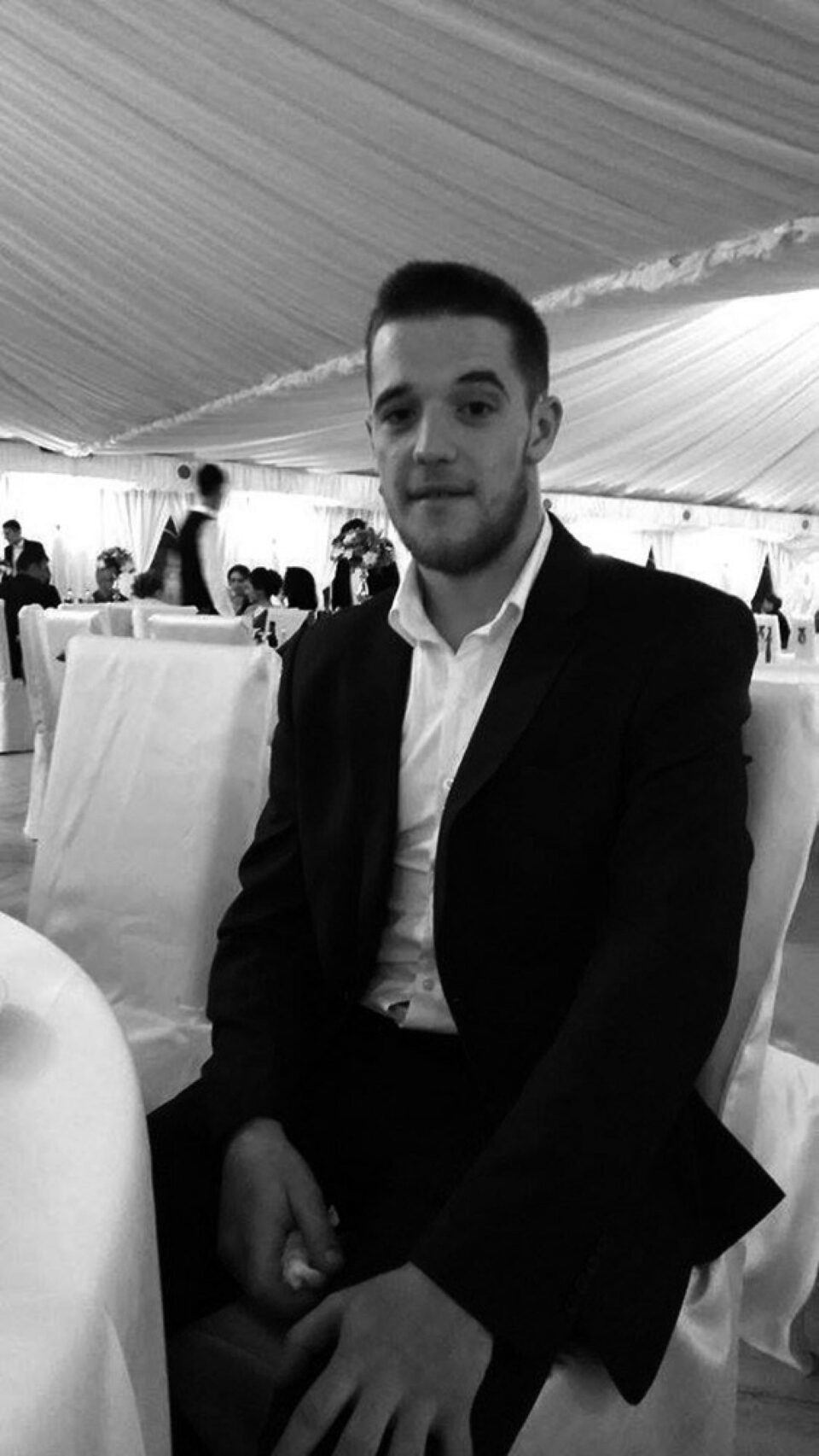 Tânărul mort după o lungă perioadă de agonie