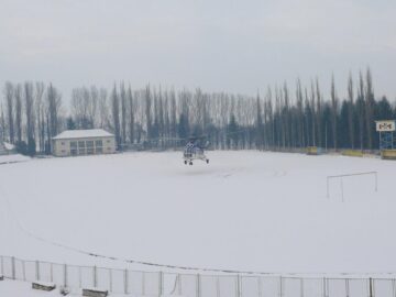 Ori de câte ori este nevoie, pe stadion aterizează elicopterele SMURD sau MAI