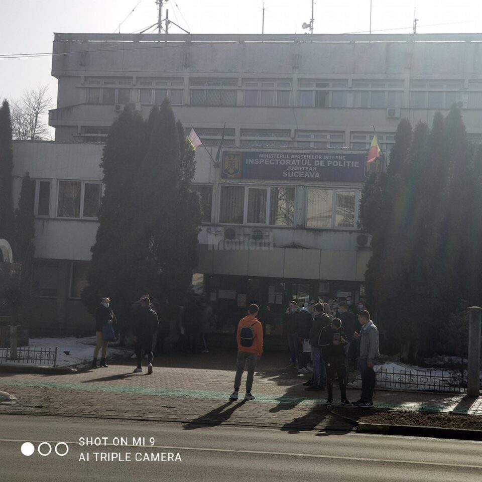 383 de suceveni și-au depus dosare pentru admiterea la școlile care formează agenți de poliție