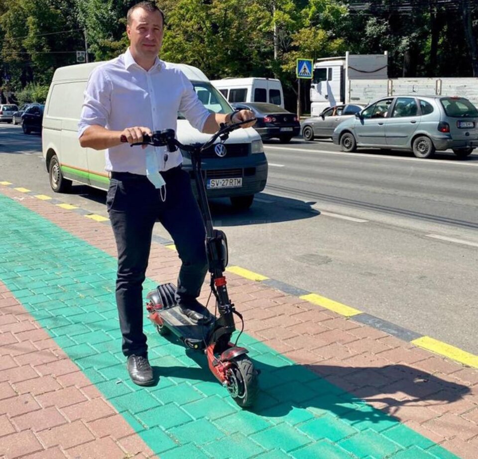 Viceprimarul Lucian Harșosvchi, inițiator al proiectului de hotărâre privind regulamentul de utilizare al trotinetelor electrice