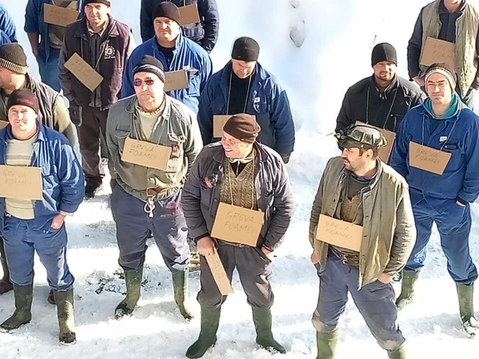 Minerii protestatari au intrat în greva foamei
