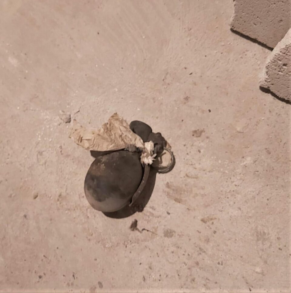 O grenadă din Al Doilea Război Mondial, găsită la subsolul unui bloc din Suceava